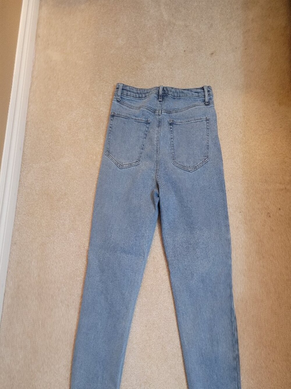 Design Lab Jeans - Picture 2 of 3